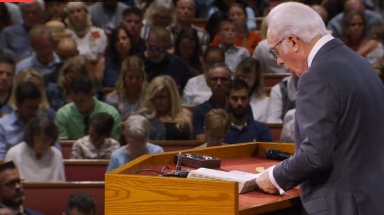 John MacArthur leh MidCovid-19 Saptuam biakpiak na: Thukup saulou